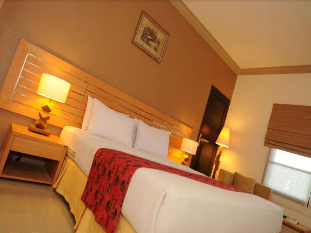 Serayu Hotel Timika Εξωτερικό φωτογραφία
