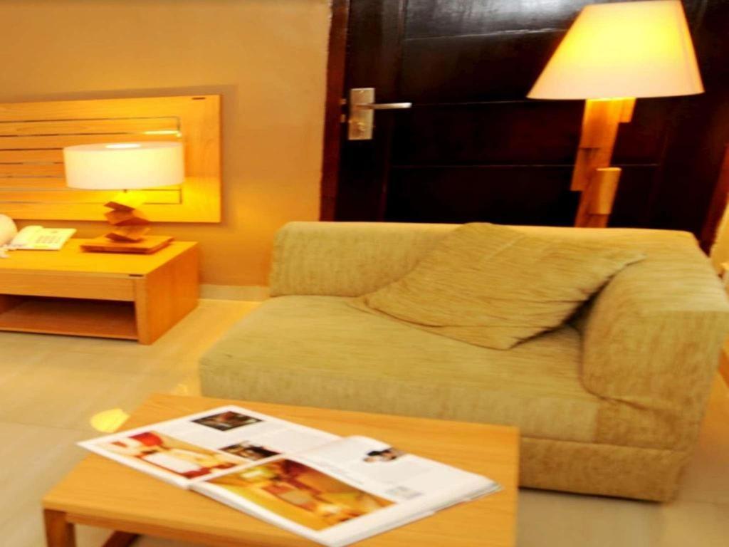 Serayu Hotel Timika Εξωτερικό φωτογραφία