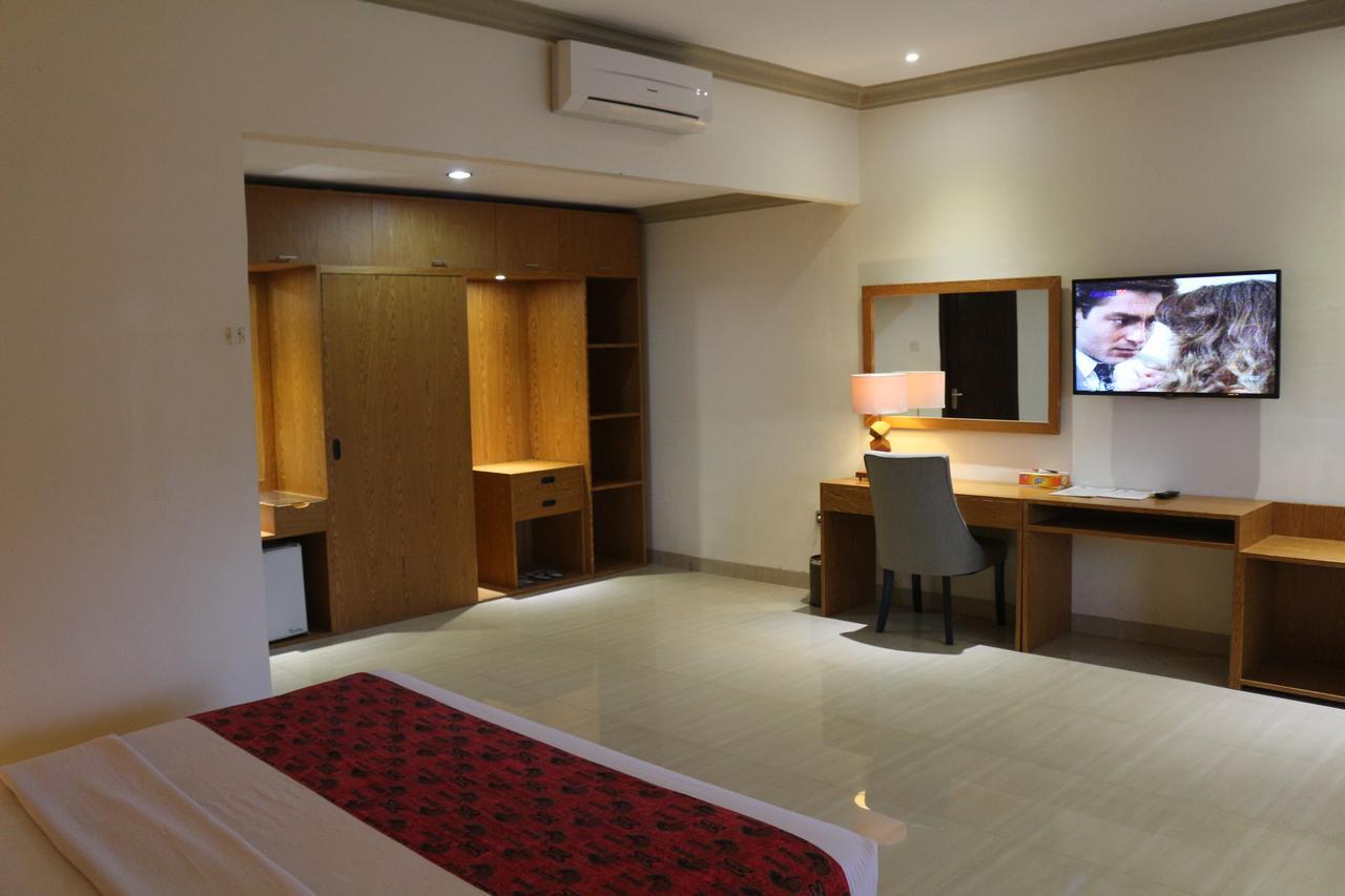 Serayu Hotel Timika Εξωτερικό φωτογραφία
